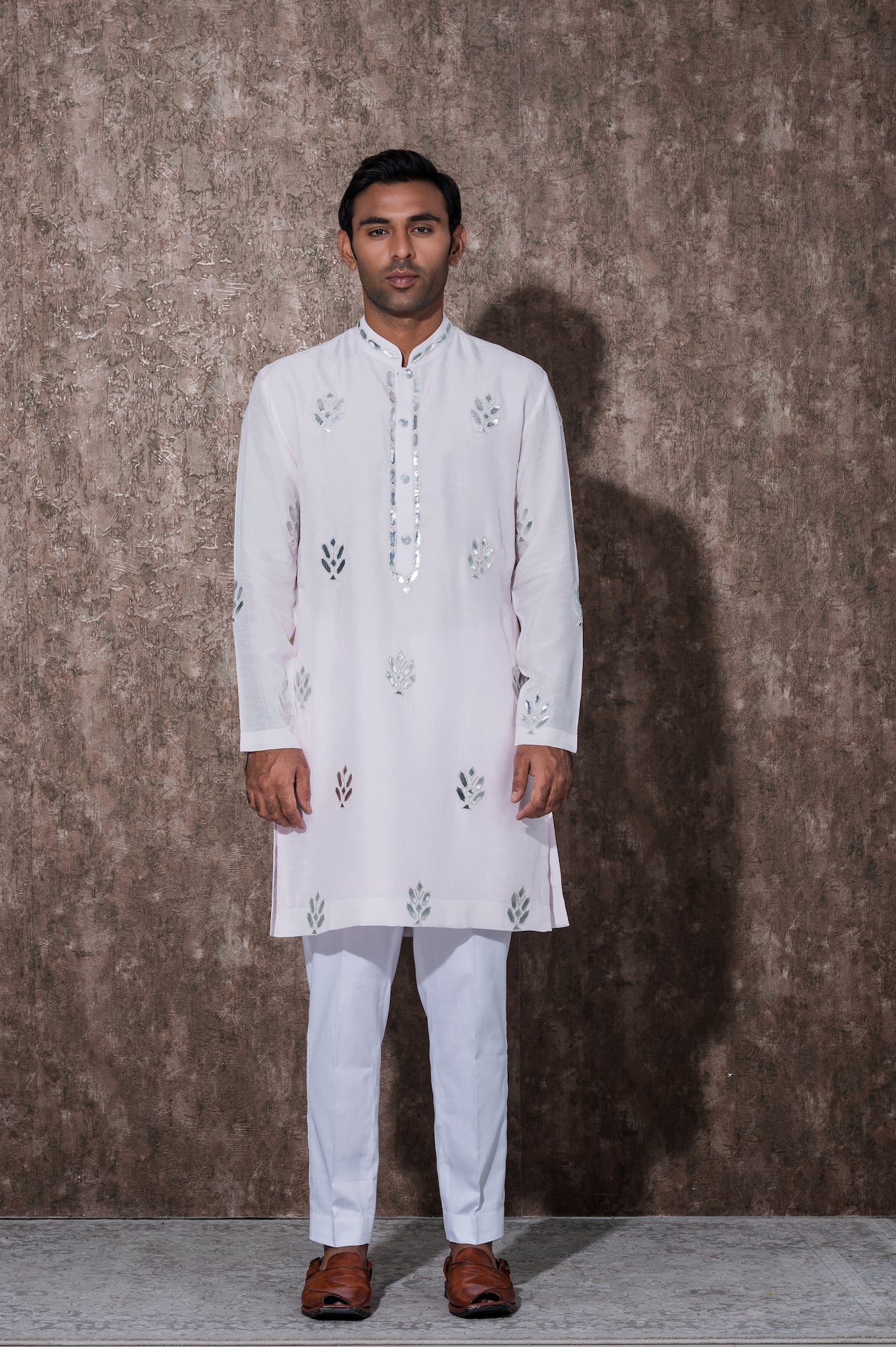 aarush-light-pink-kurta-with-silver-leather-detailing-01.jpg