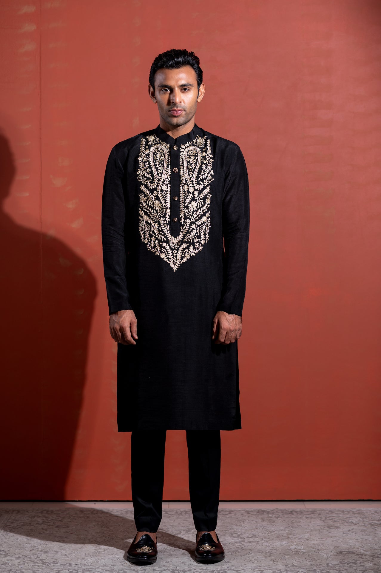 rajbeer-black-kurta-gold-embroidery-01.jpg