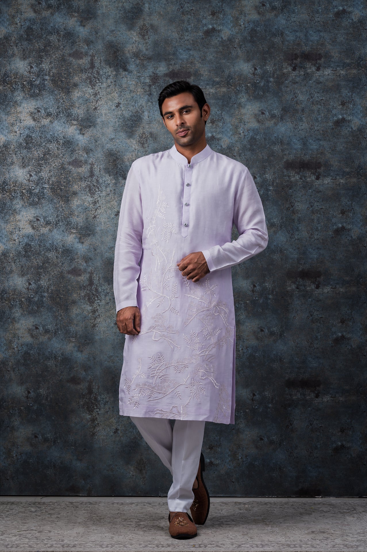 rishav-light-lavender-kurta-parsi-gara-embroidered-02.jpg