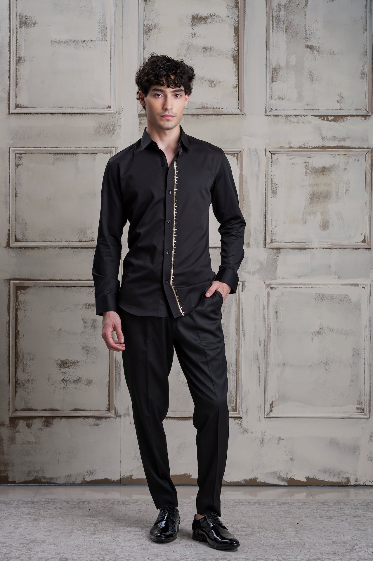 scale-hand-embroidered-designer-shirt-02.jpg
