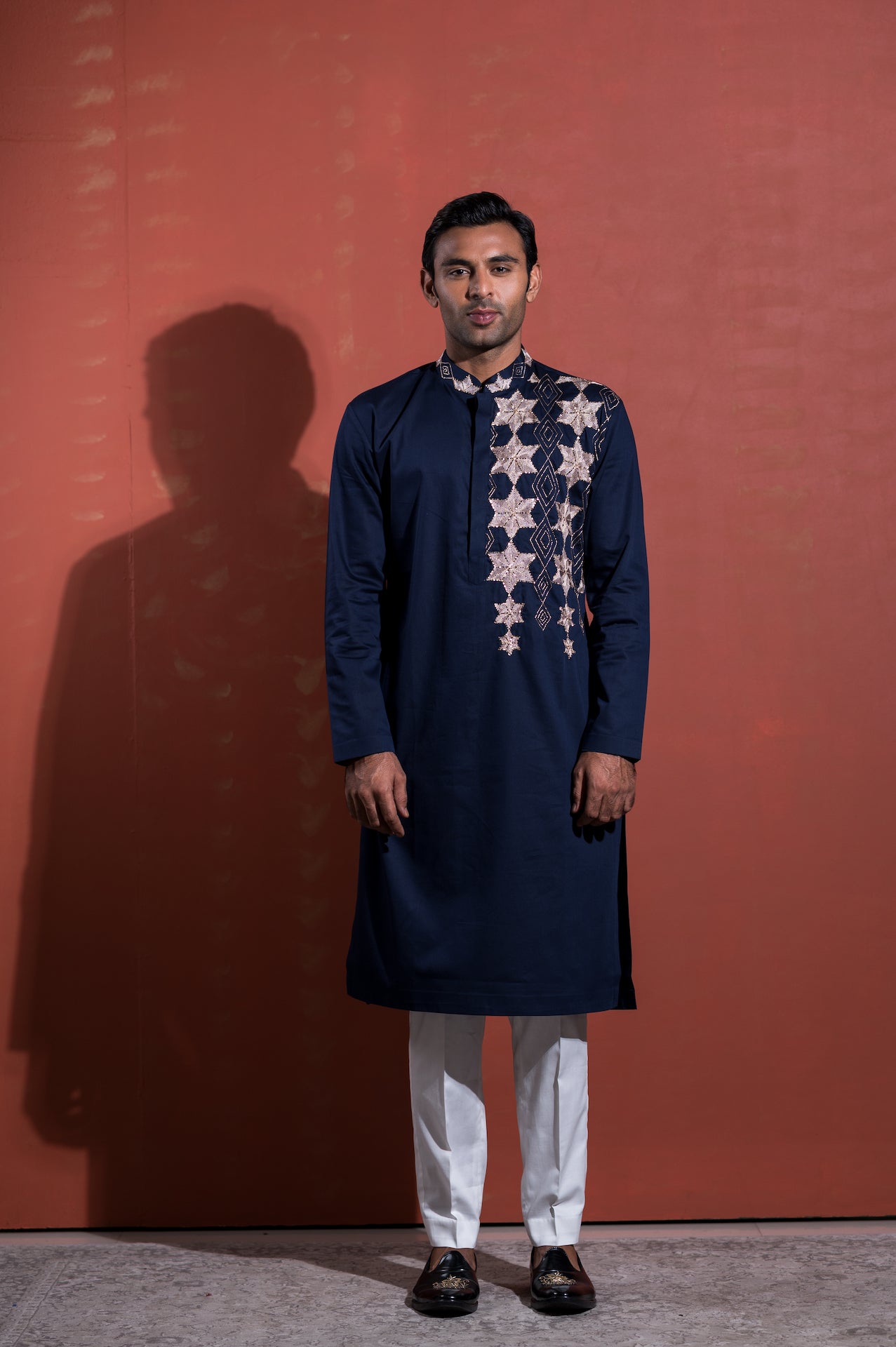 shyam-navy-blue-kurta-gold-handwork-detailing-01.jpg