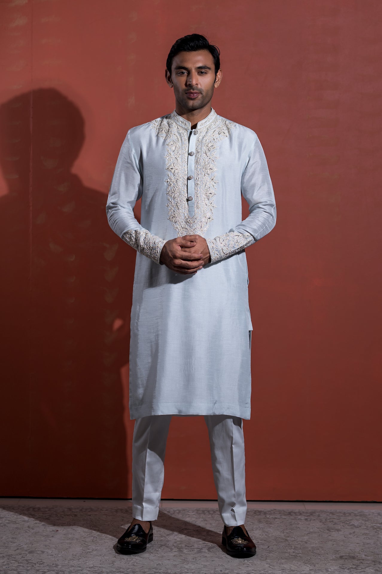 suvan-light-blue-kurta-gold-handwork-detailing-01.jpg
